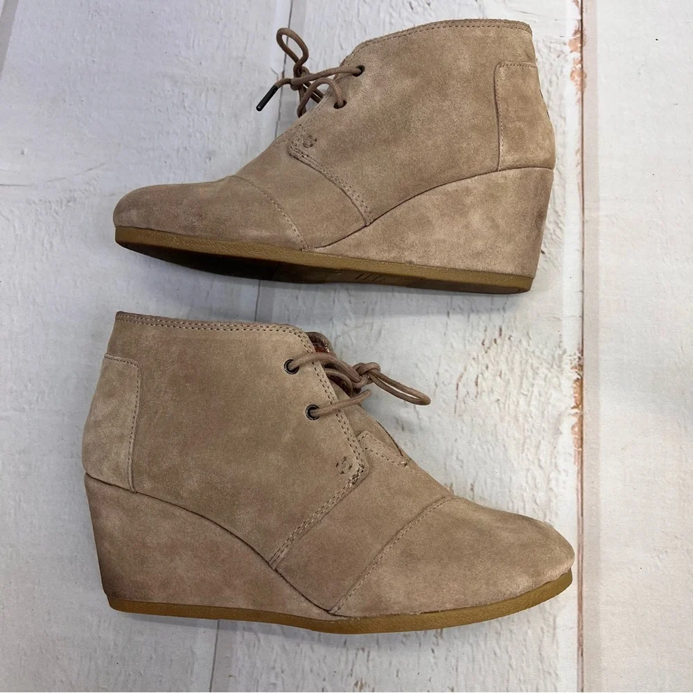 TOMS Women's Black Suede Desert Wedges SIZE‎ 10